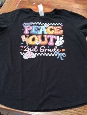District Peace Out 2nd Grade Girls' Graphic Tee - Black